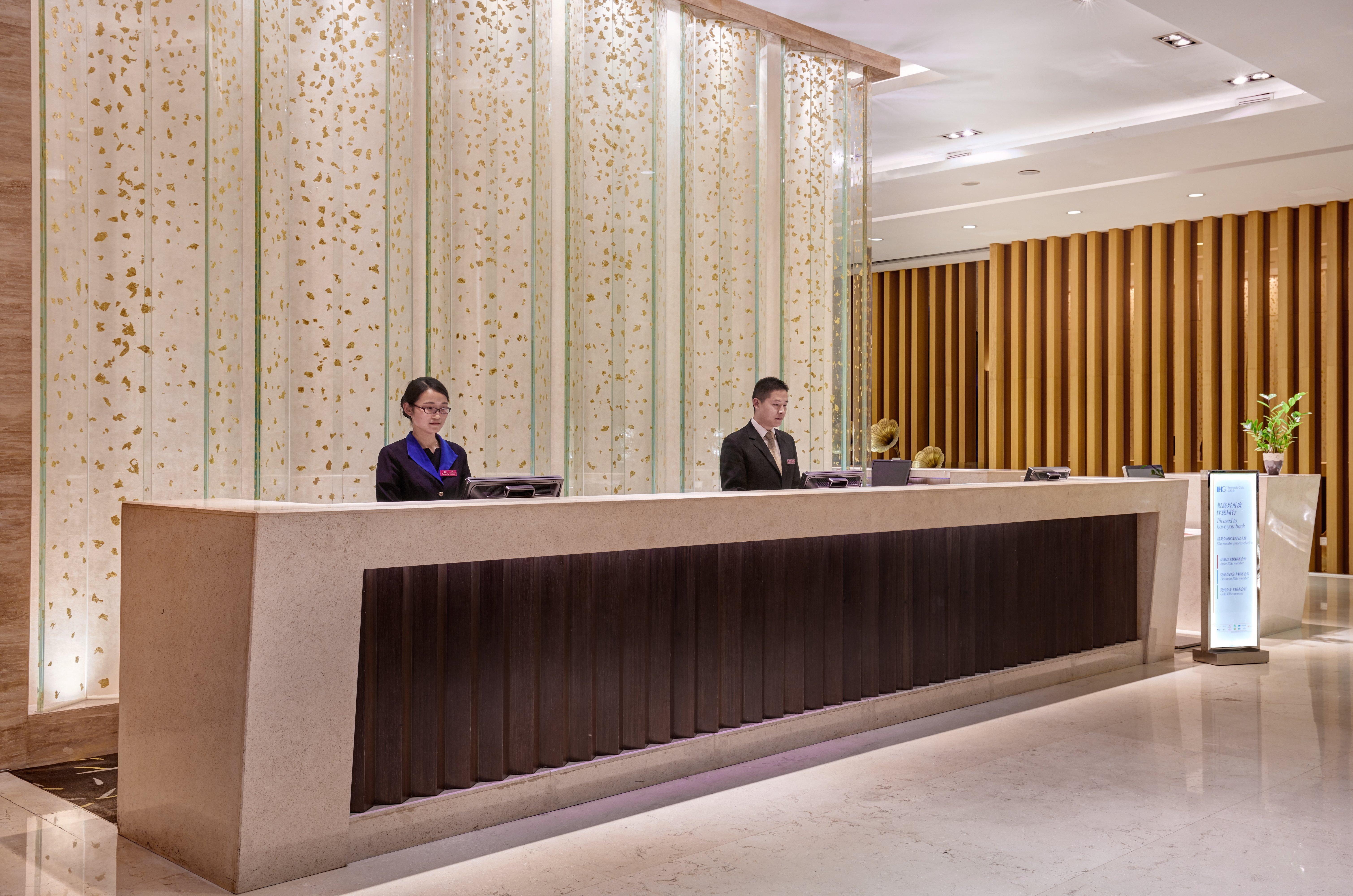 Crowne Plaza Zhongshan Wing On City By Ihg Exterior photo