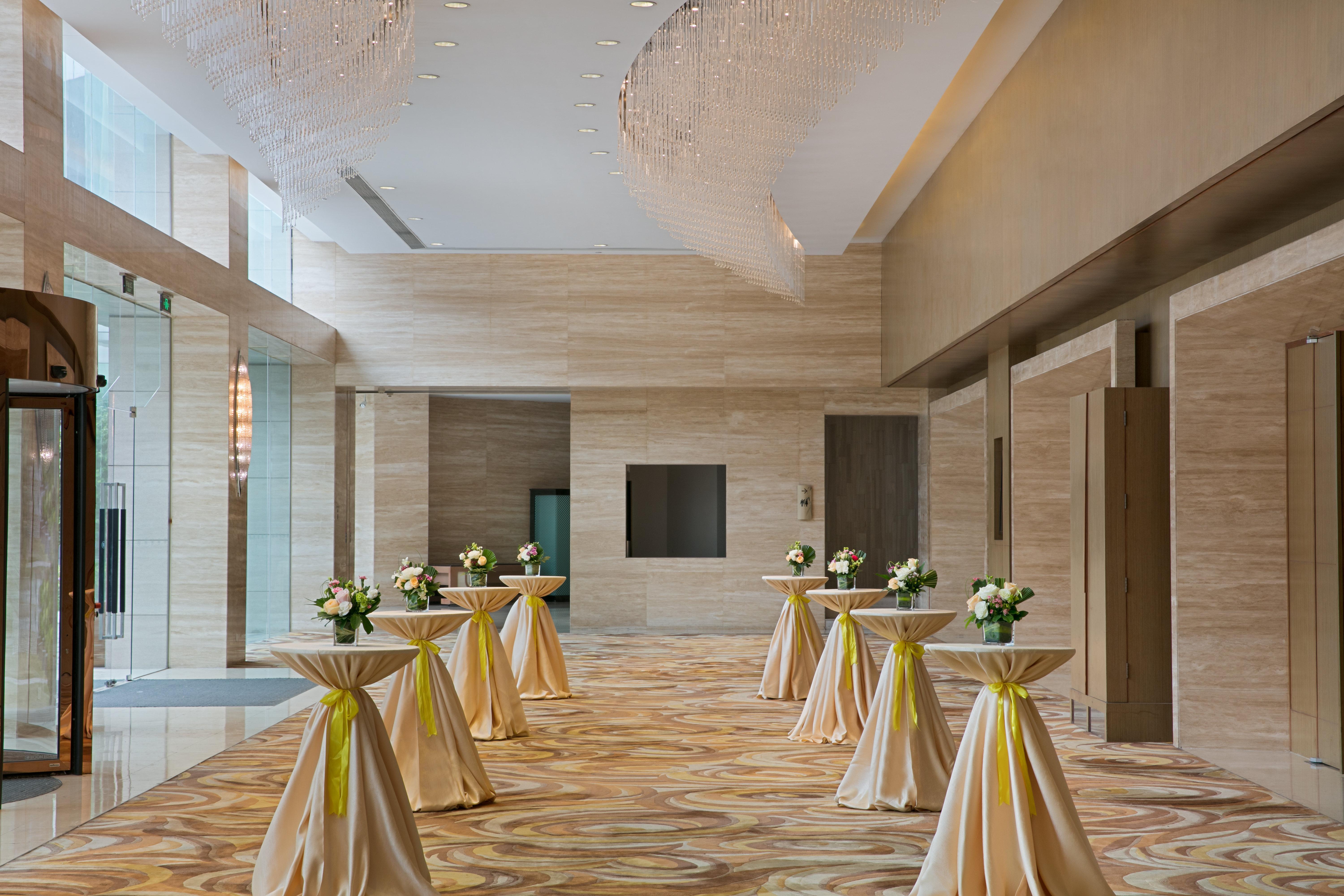 Crowne Plaza Zhongshan Wing On City By Ihg Exterior photo